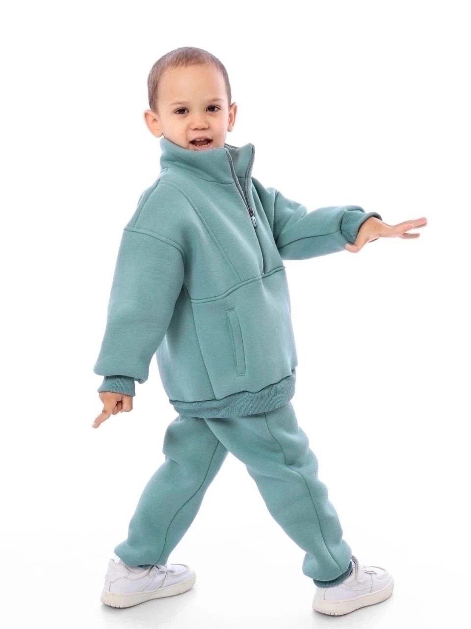 теплый детский костюм с начесом,костюм с начесом,детские костюм на флисе,детский спортивный костюм на флисе,детский спортивный костюм