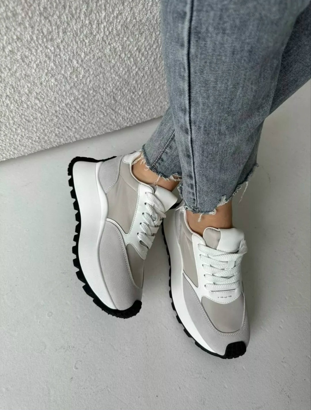 кроссовки женскиe,стильные женские кроссовки,кроссовки женские модные,кроссовки стильные,