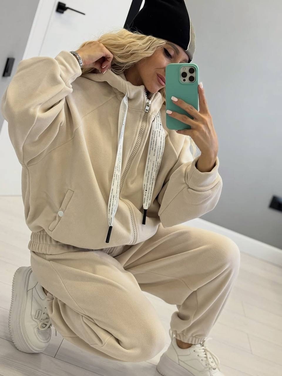 стильные костюмы,бежевый костюм,женский костюм,спортивный костюм,спортивный костюм женский