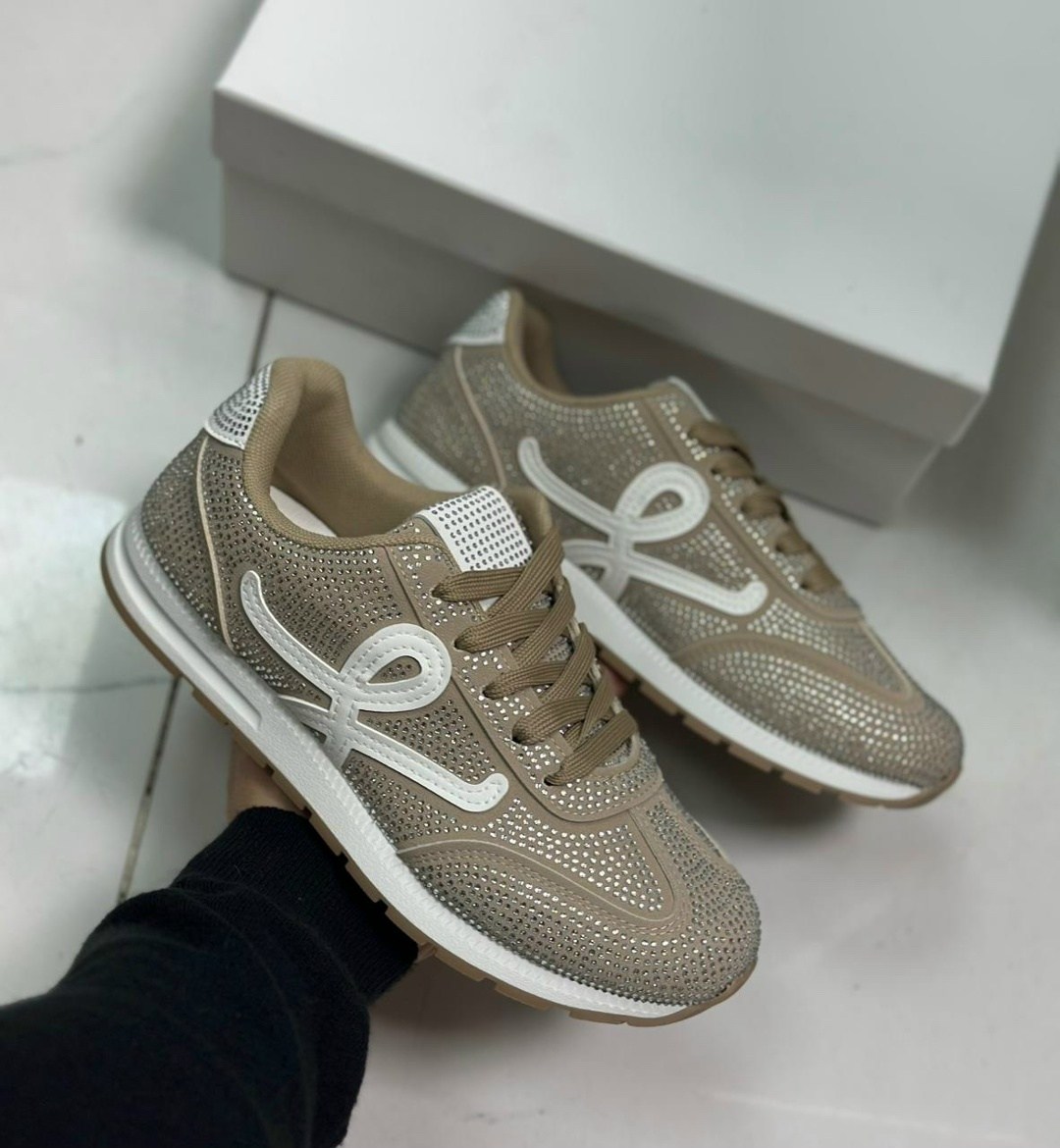 женские кроссовки chanel,кроссовки chanel,кроссовки женскиe,кроссовки шанели,