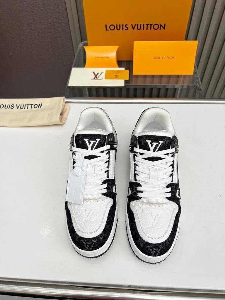 кроссовки louis vuitton мужские,louis vuitton кроссовки,кроссовки мужские louis vuitton lv 39-46,кеды louis vuitton,кожаные кроссовки louis vuitton trainer monogram - white / black