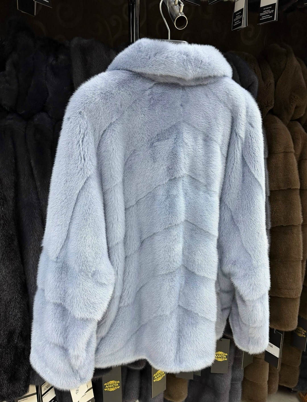 шубка из меха европейской норки с капюшоном цвет голубой,шуба норковая,шуба из голубой норки,шубка из меха европейской норки с капюшоном цвет джинс,шуба из меха голубой норки