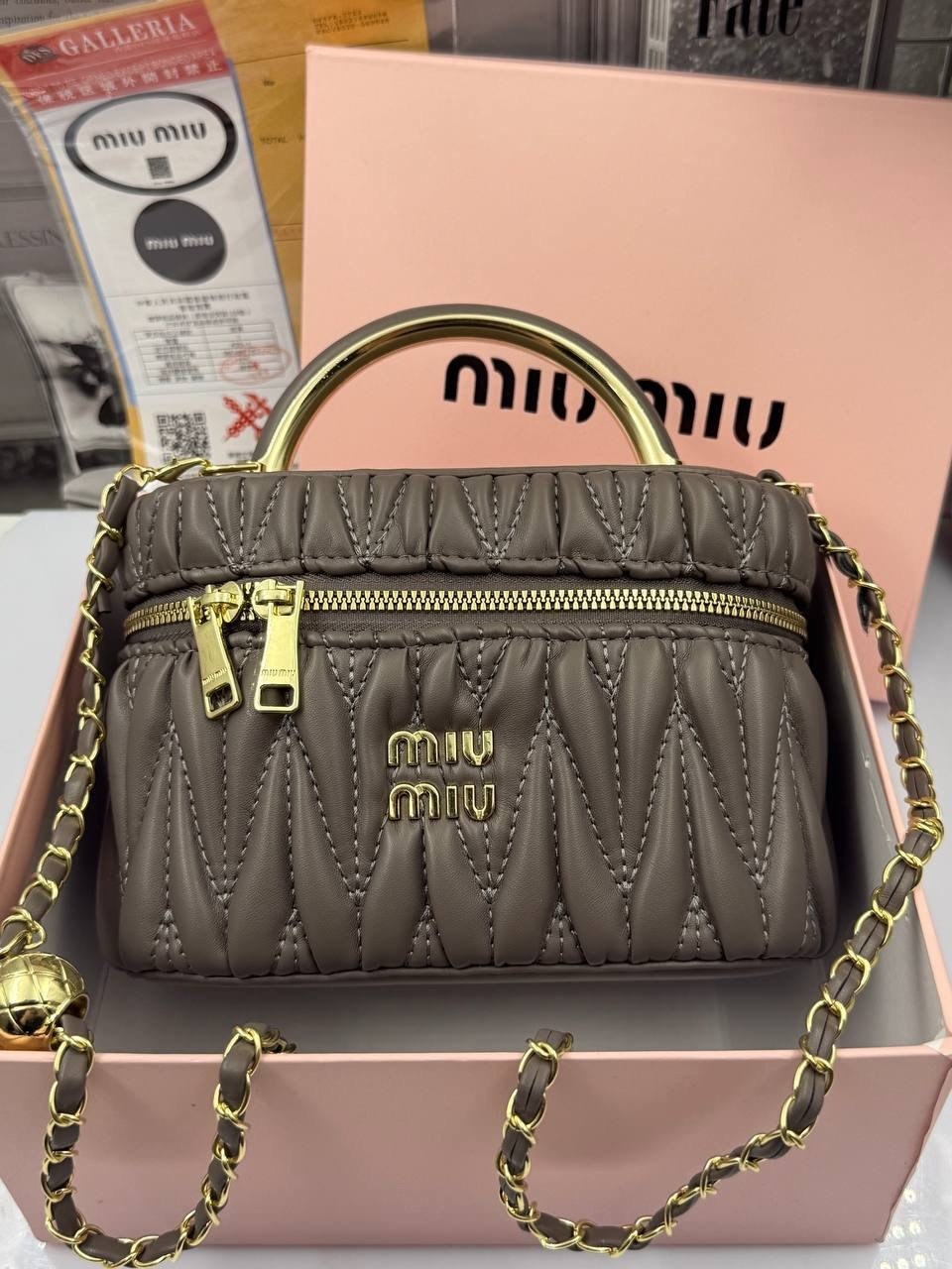 сумка miu miu,женская сумка miu miu,сумка,сумка женская,сумка миу миу