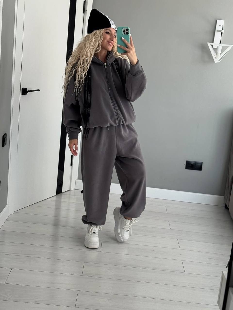 стильные костюмы,бежевый костюм,женский костюм,спортивный костюм,спортивный костюм женский