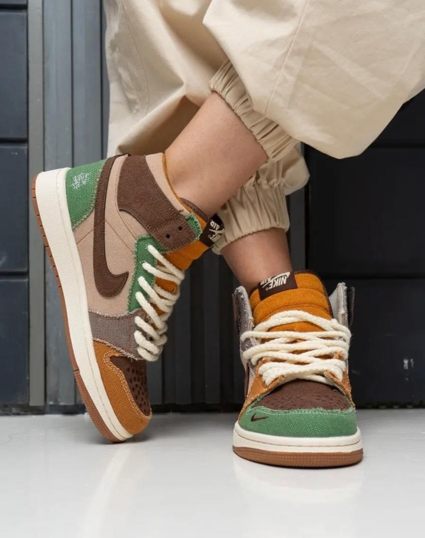 кроссовки nike air jordan 1 high voodoo,кроссовки осенний nike,кроссовки высокие sb dunk nike,кроссовки мужские зимние jordan 1 high og sp travis scott,кроссовки