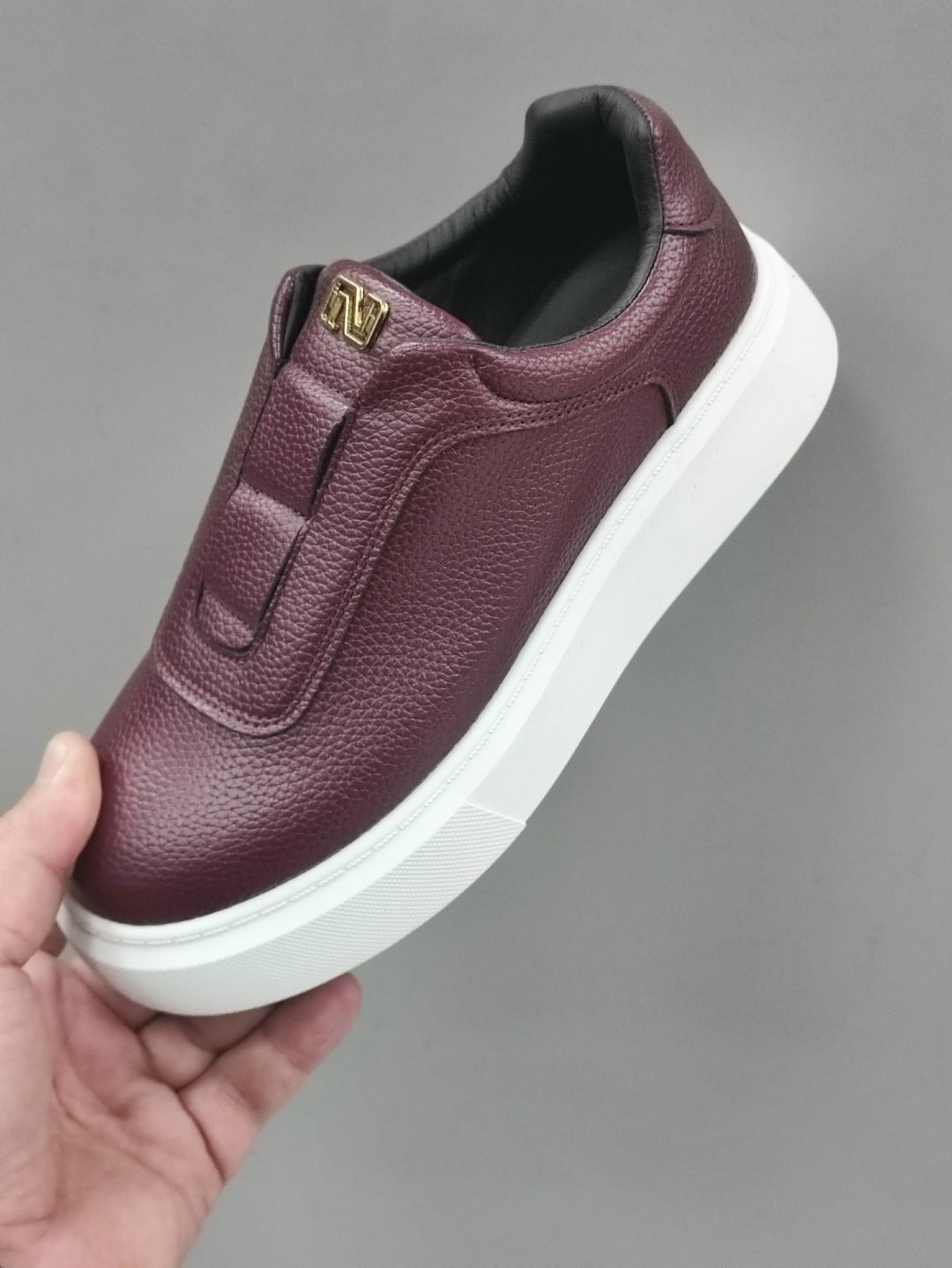 ,женская ,обуви,кроссовки бордовые,повседневная