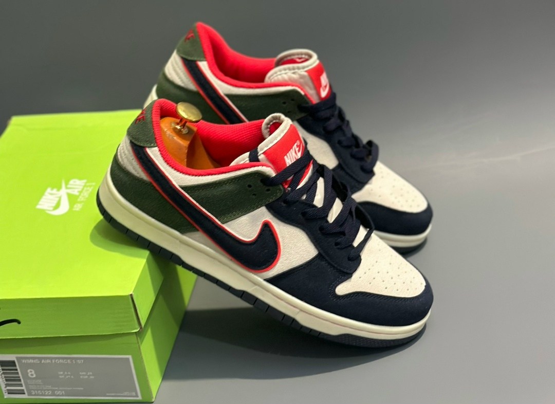 кроссовки nike sb dunk low,nike dunk low,кроссовки nike dunk sb,nike sb dunk low otomo katsuhiro,кроссовки nike dunk low black