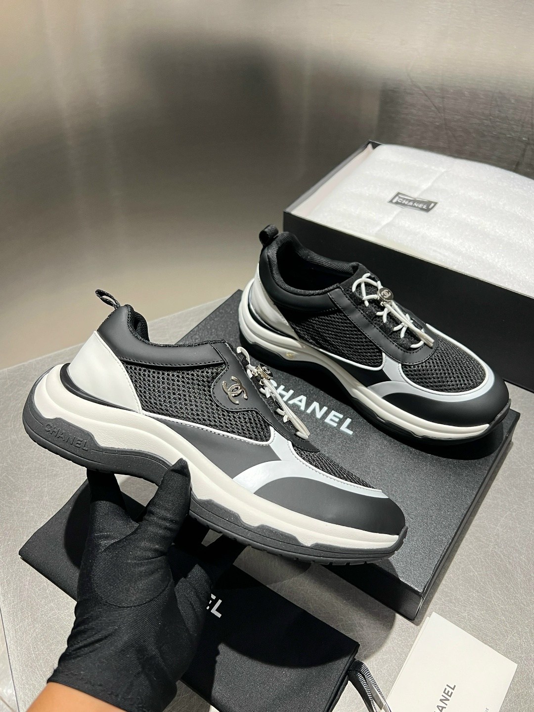 кроссовки женские chanel,chanel кроссовки,,кроссовки шанели,кроссовки шанель черные