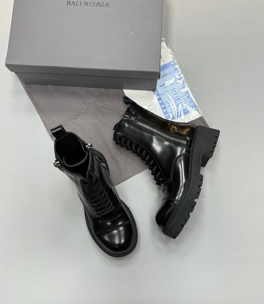 женские кожаные высокие ботинки balenciaga tractor черного цвета,ботинки balenciaga,ботинки balenciaga арт. 500572,ботинки balenciaga strike черные,ботинки balenciaga лакированные черные