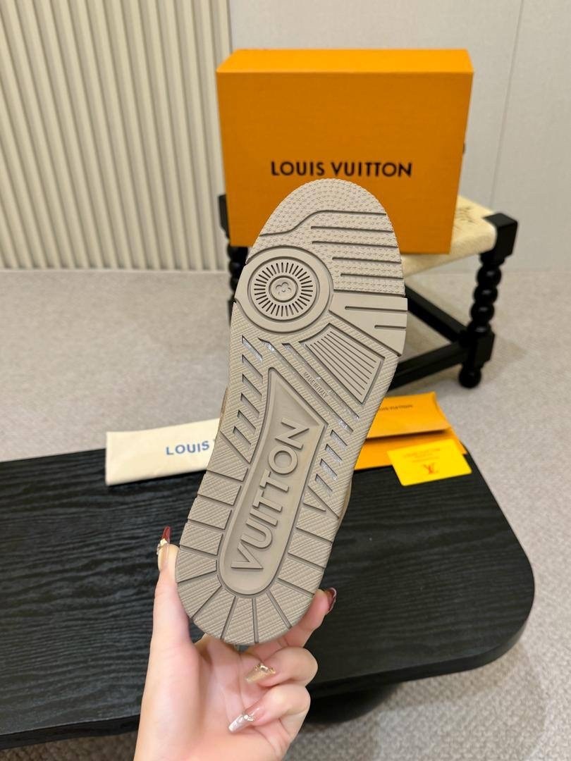 кроссовки louis vuitton trainer,louis vuitton кроссовки,кроссовки мужской louis vuitton,,бежевые кроссовки луи виттон