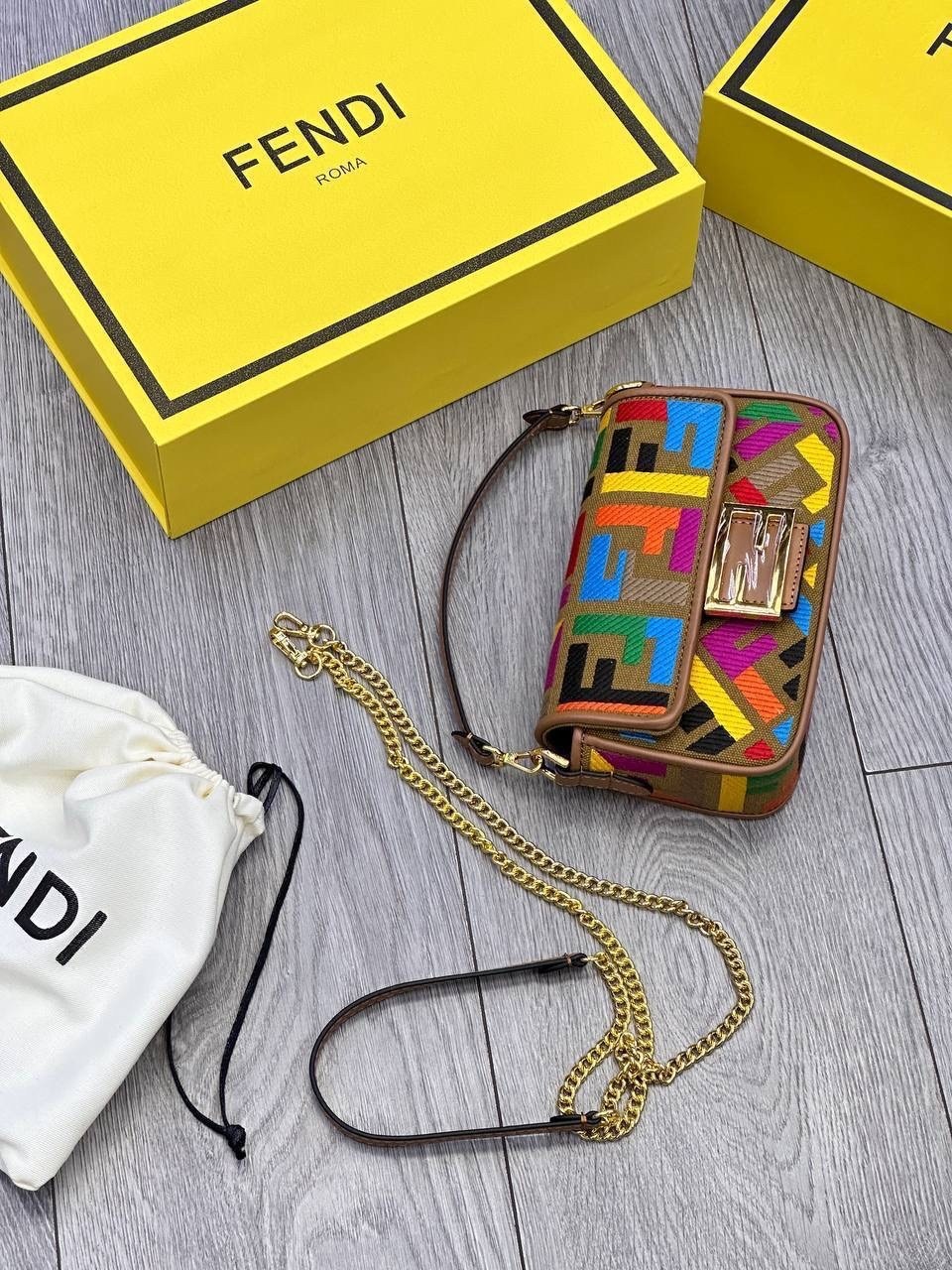 cумка fendi,сумка женская fendi,fendi сумка на плечо,сумка fendi baguette,сумка