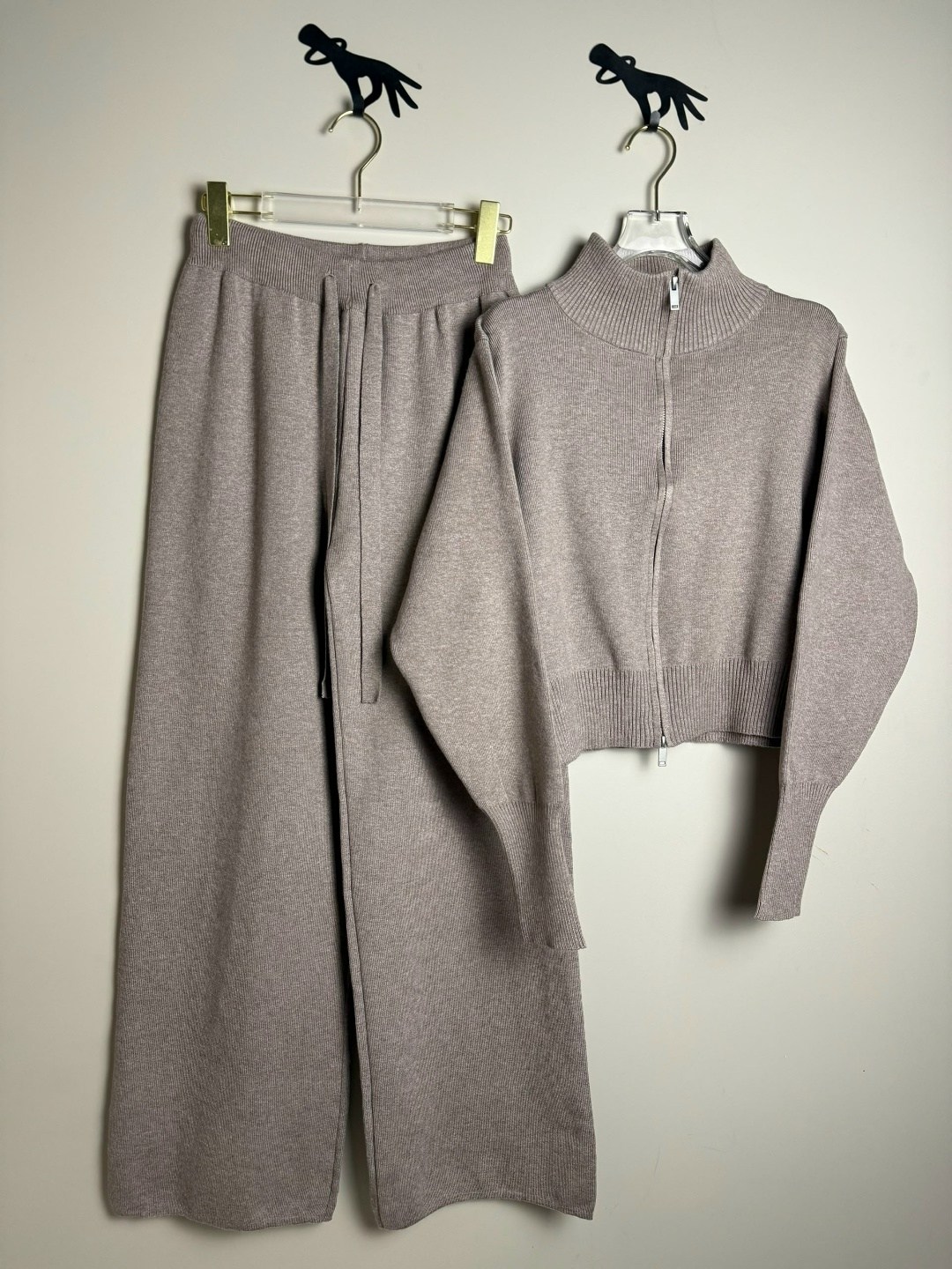 трикотажные костюмы,костюм двойка кашемир,костюм женский на флисе,cпортивный костюм женский на флисе,комплект костюм