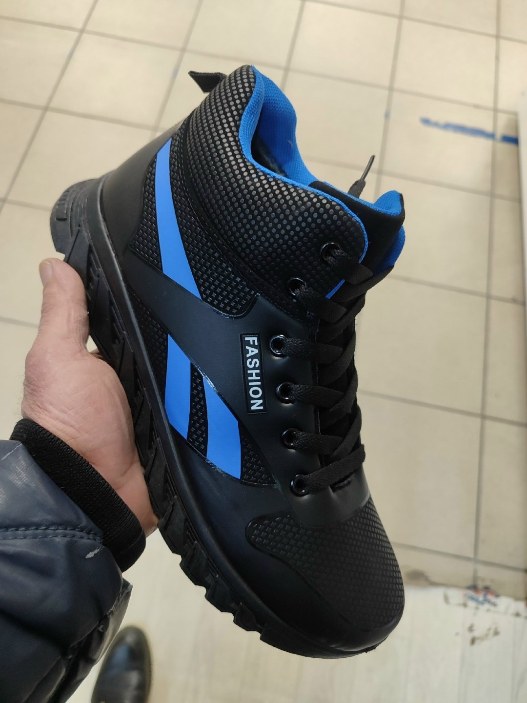 зимние кроссовки мужские,зимние кроссовки,,кроссовки для мужчин,спортивная