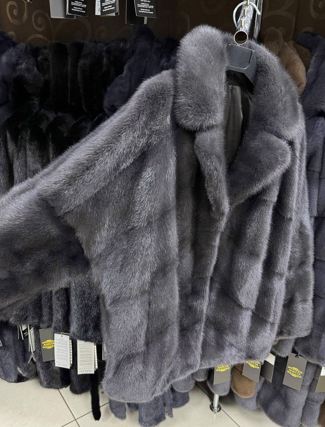 шуба норковая,норковая шуба в цвете "графит",шубка из меха европейской норки с английским воротником цвет графит,шуба из норки,шуба