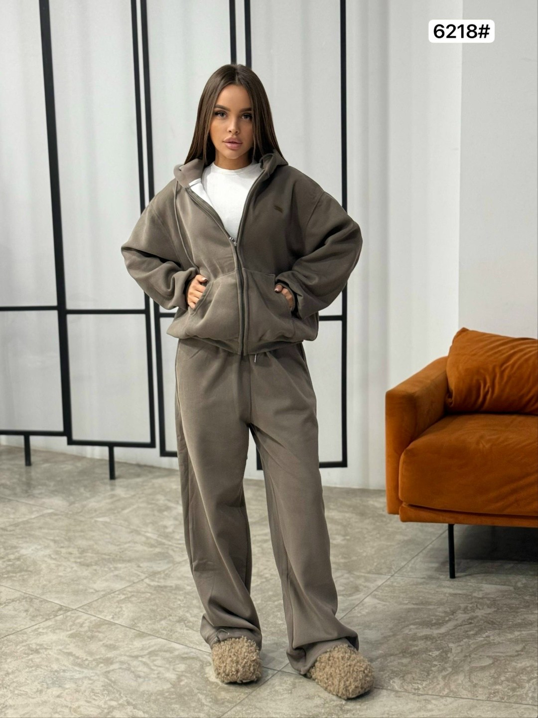 теплый спортивный костюм,спортивные костюмы на флисе,костюм на флисе,женский спортивный костюм на флисе,спортивный костюм с капюшоном