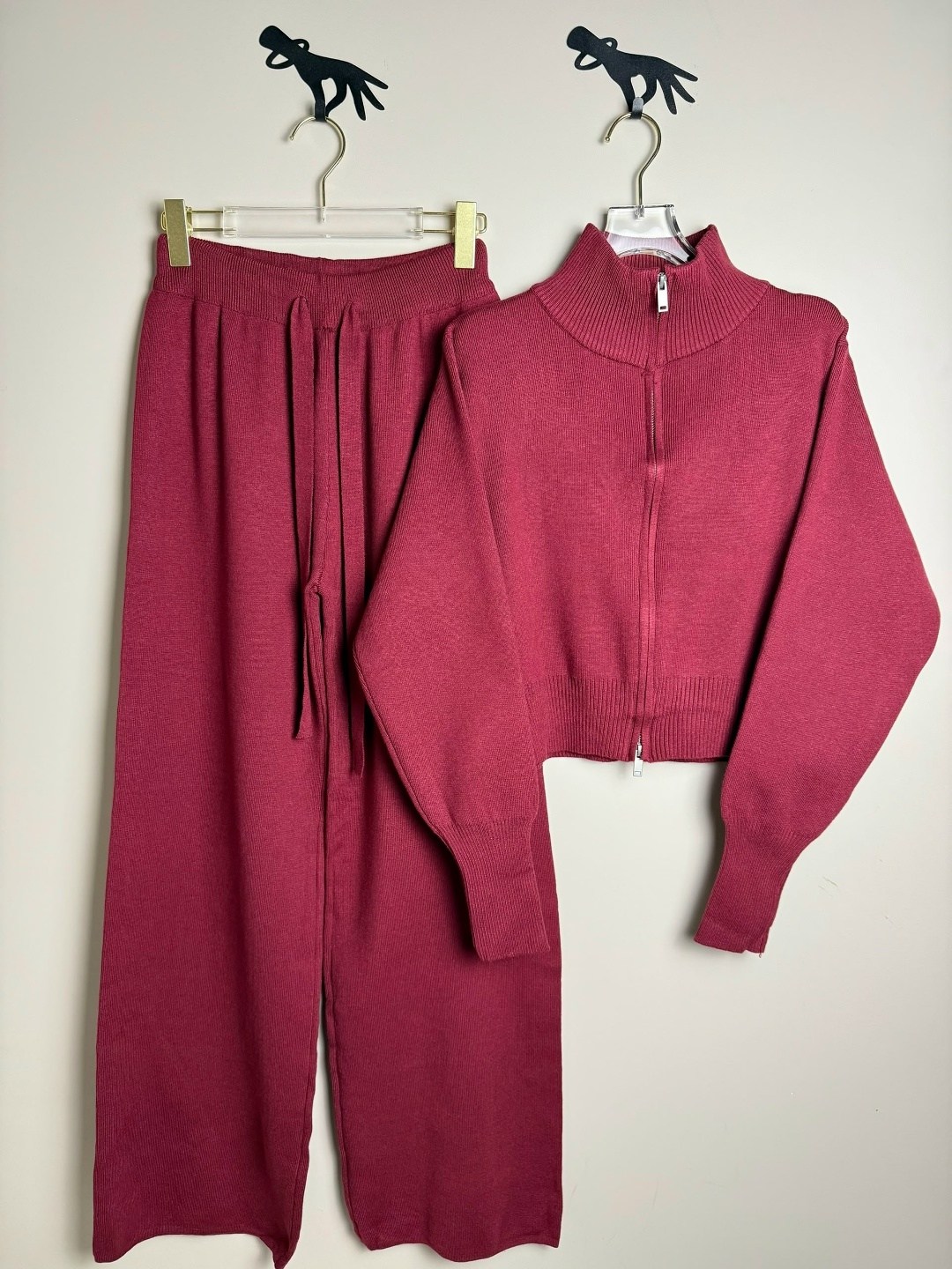 трикотажные костюмы,костюм двойка кашемир,костюм женский на флисе,cпортивный костюм женский на флисе,комплект костюм