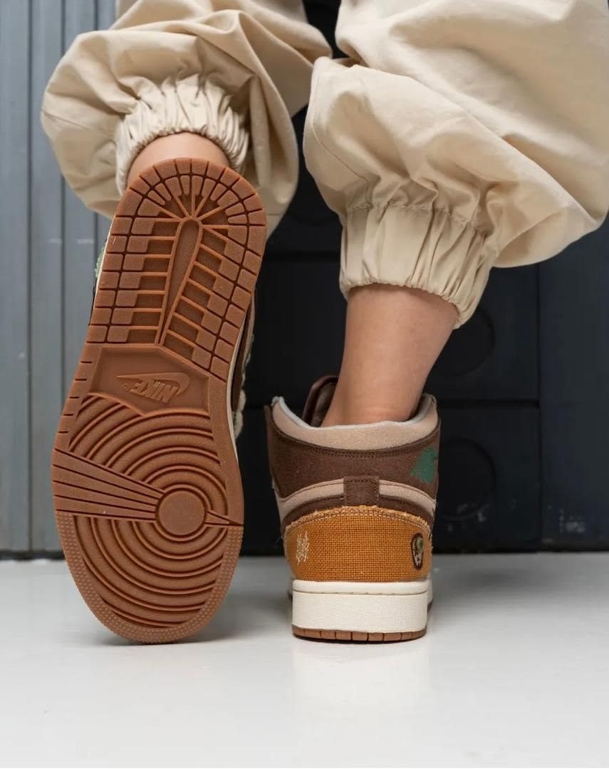 кроссовки nike air jordan 1 high voodoo,кроссовки осенний nike,кроссовки высокие sb dunk nike,кроссовки мужские зимние jordan 1 high og sp travis scott,кроссовки