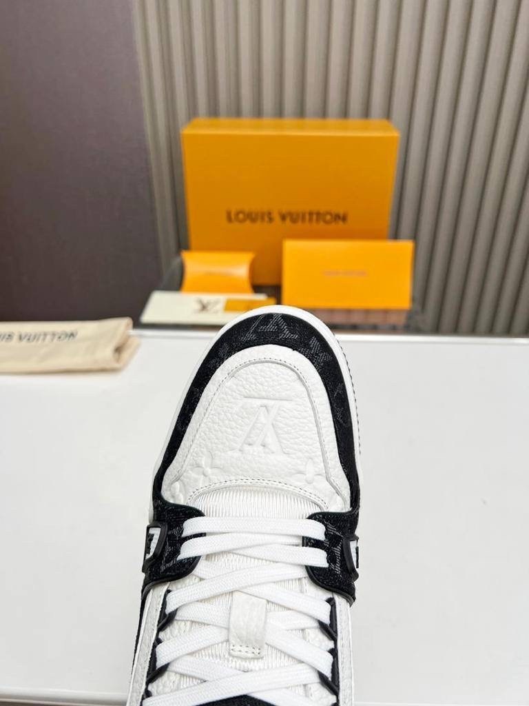 кроссовки louis vuitton мужские,louis vuitton кроссовки,кроссовки мужские louis vuitton lv 39-46,кеды louis vuitton,кожаные кроссовки louis vuitton trainer monogram - white / black