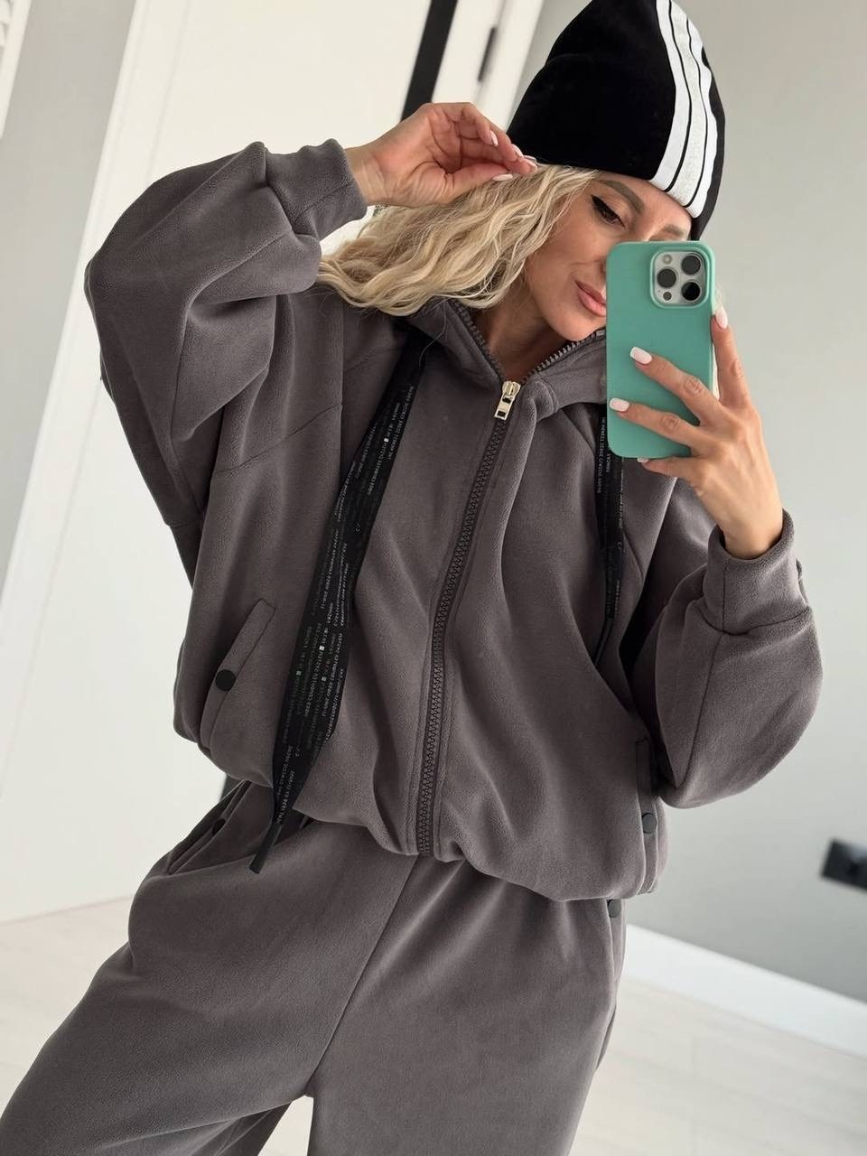 стильные костюмы,бежевый костюм,женский костюм,спортивный костюм,спортивный костюм женский