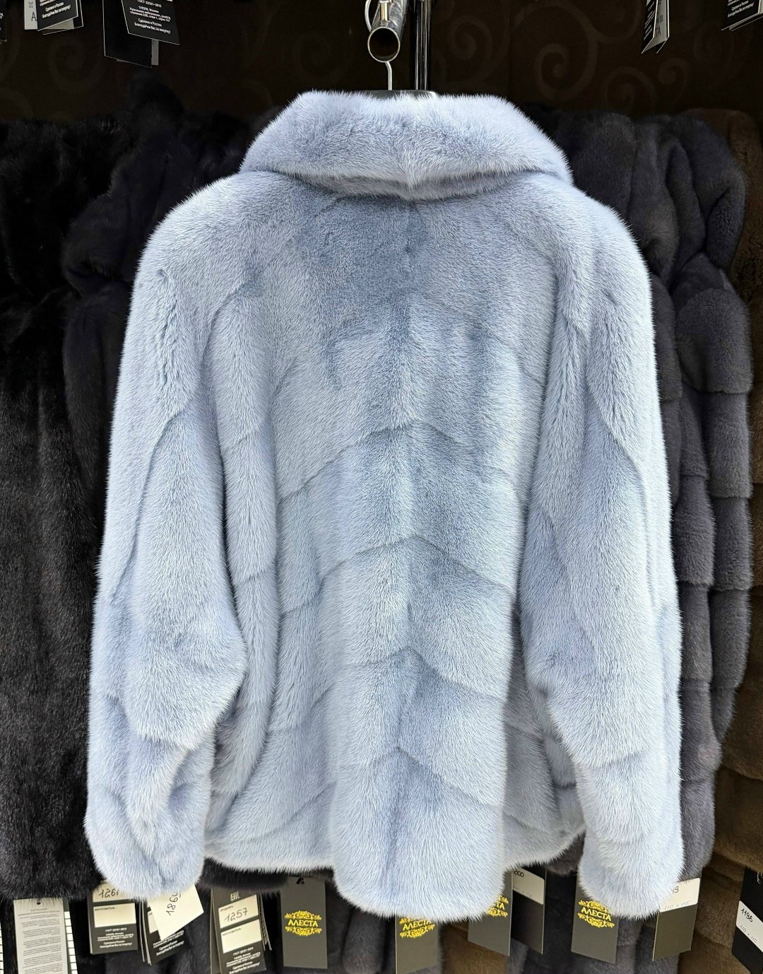 шубка из меха европейской норки с капюшоном цвет голубой,шуба норковая,шуба из голубой норки,шубка из меха европейской норки с капюшоном цвет джинс,шуба из меха голубой норки