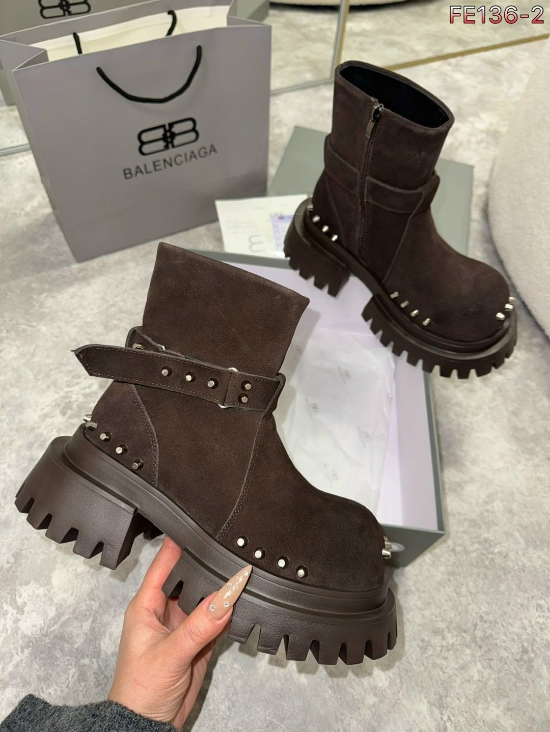 ботинки balenciaga,ботинки баленсиага женские оригинал,,женские ботинки,ботинки женские balenciaga модель 249094