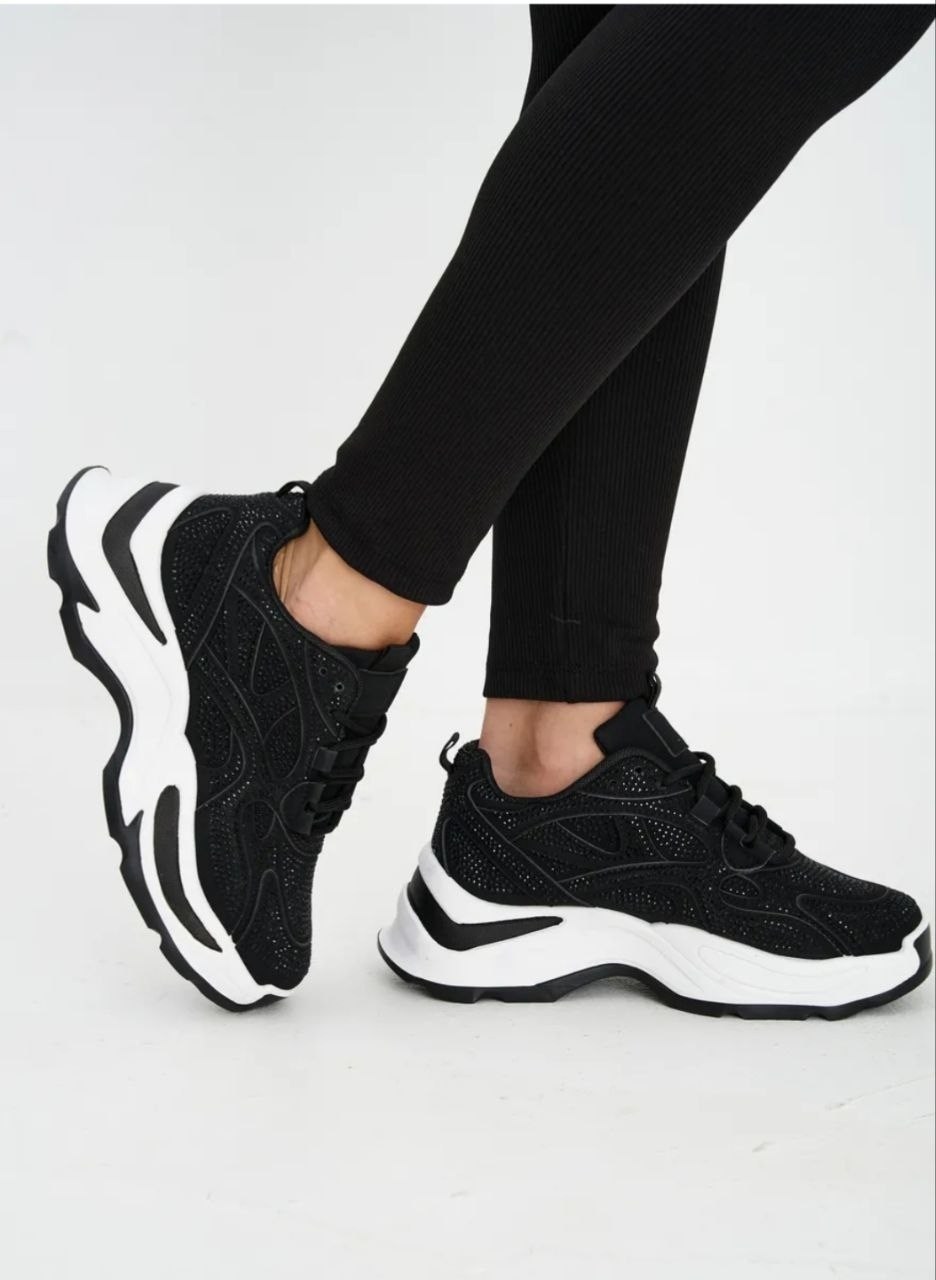 ,кроссовки женскиe,черные кроссовки,спортивная ,черные женские кроссовки