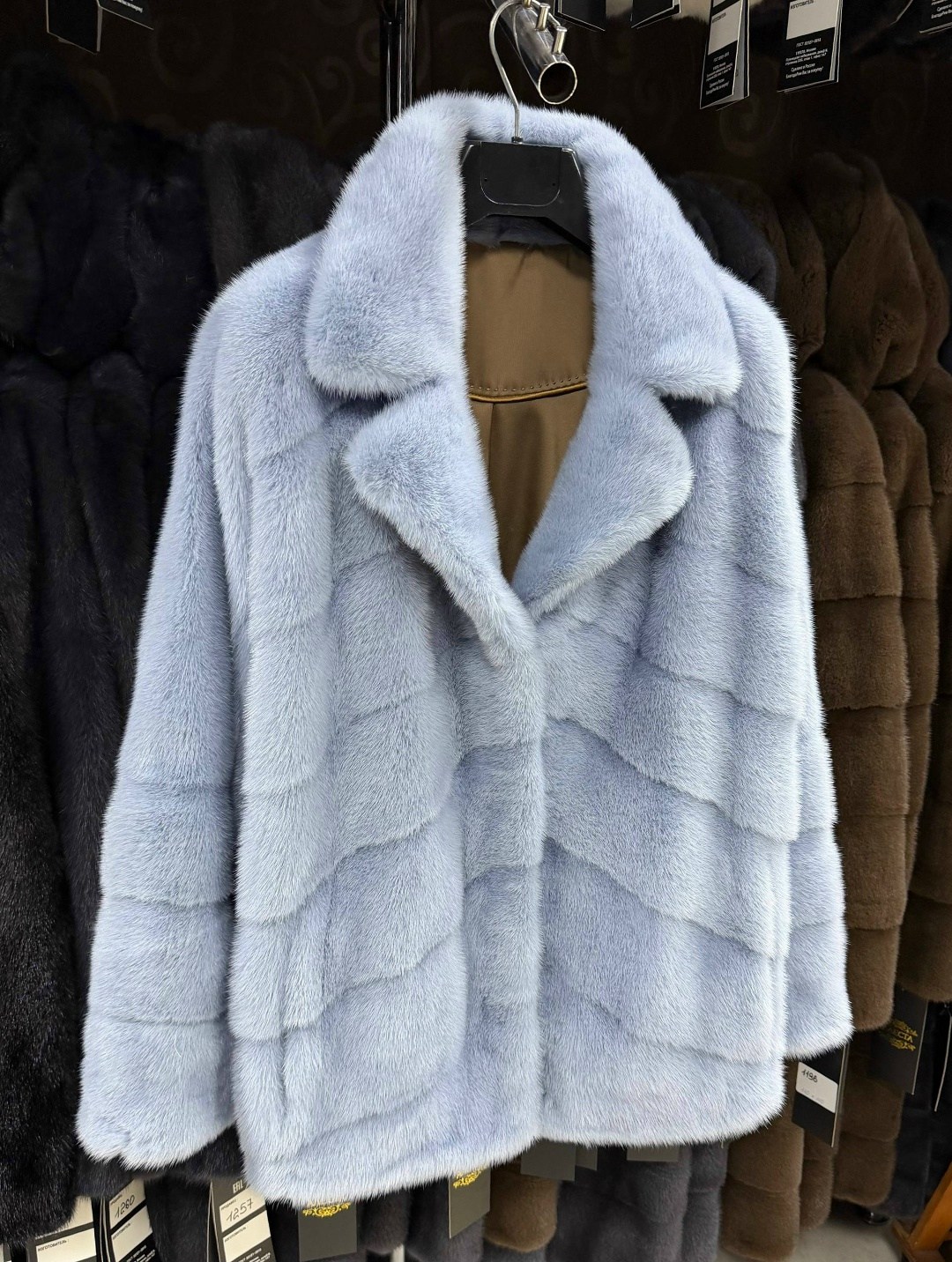 шубка из меха европейской норки с капюшоном цвет голубой,шуба норковая,шуба из голубой норки,шубка из меха европейской норки с капюшоном цвет джинс,шуба из меха голубой норки