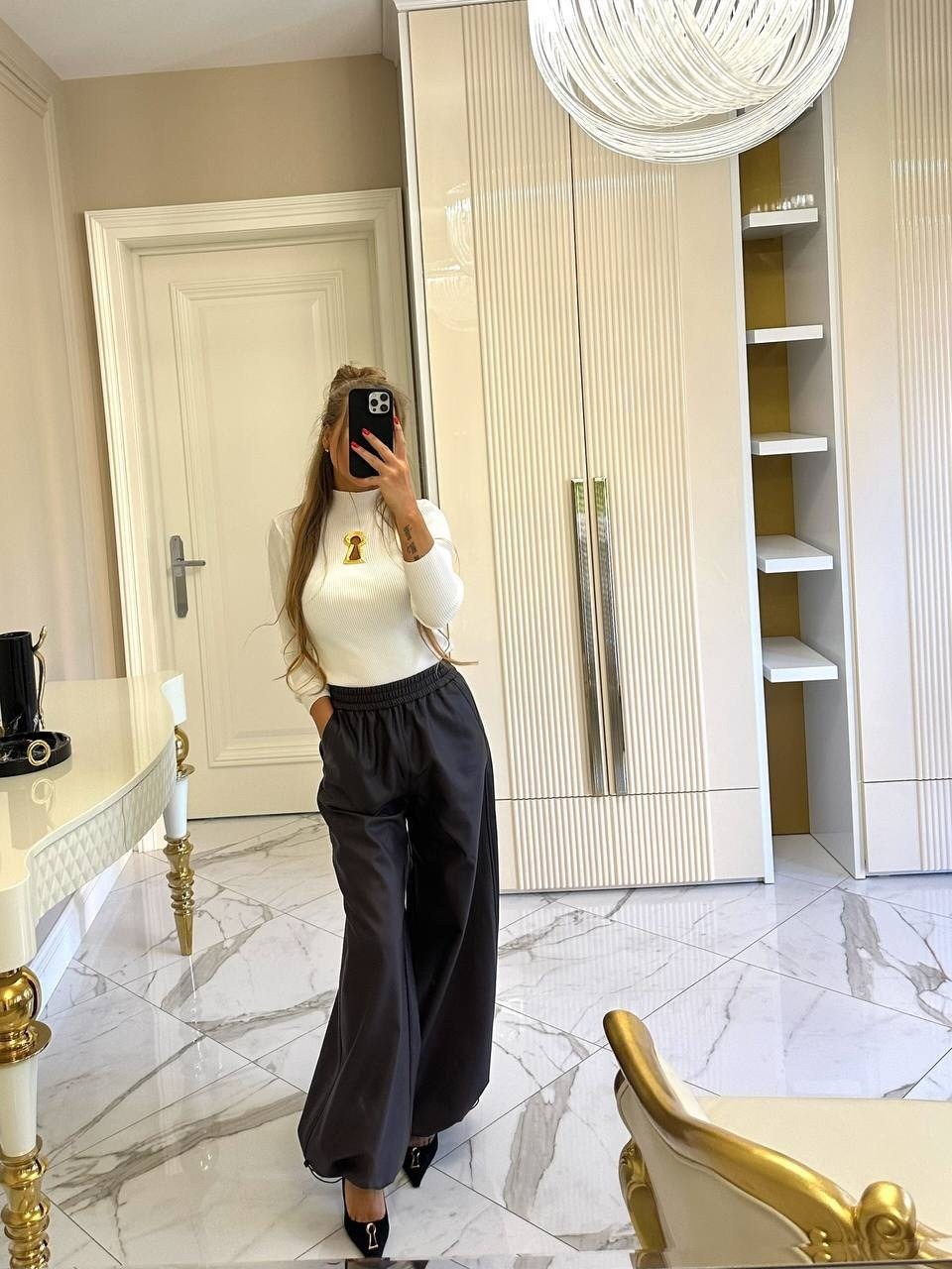 брюки палаццо,стильные наряды,одежда модная,брюки палаццо офисный стиль