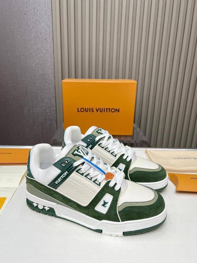кроссовки louis vuitton,кроссовки louis vuitton trainer,кроссовки мужские louis vuitton,мужские кожаные кроссовки louis vuitton 2025 белые с зеленым,кроссовки луи виттон trainer