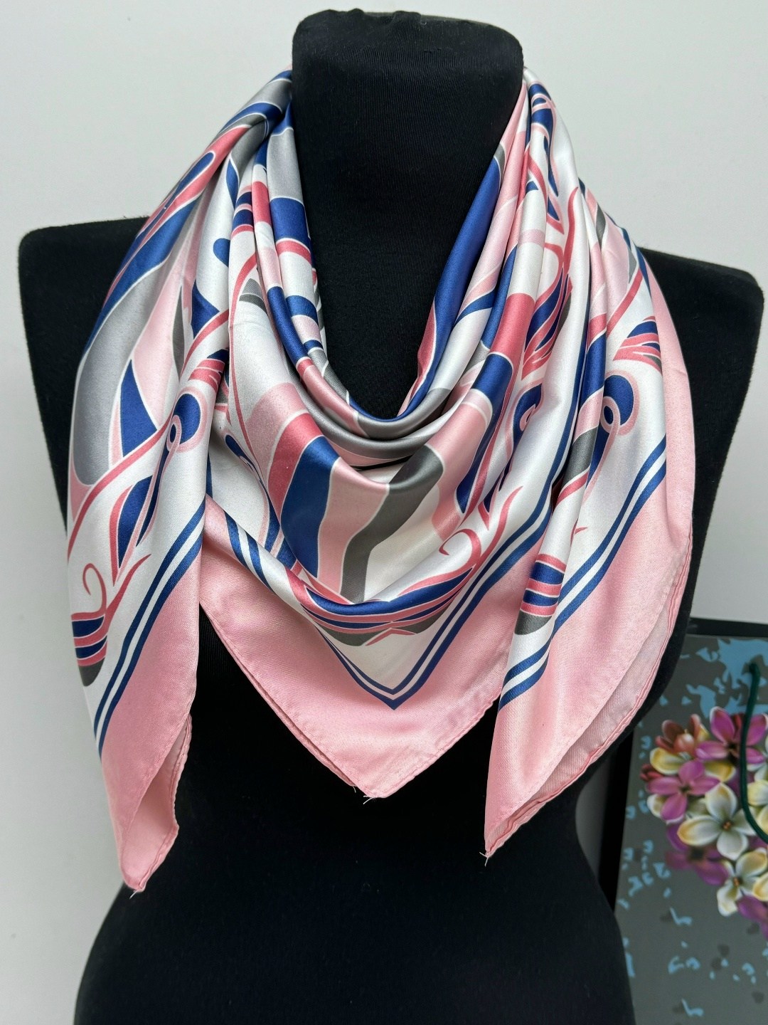 шелковый женский платок,платки шелковые,платки женские,платки шарф,атласный платок