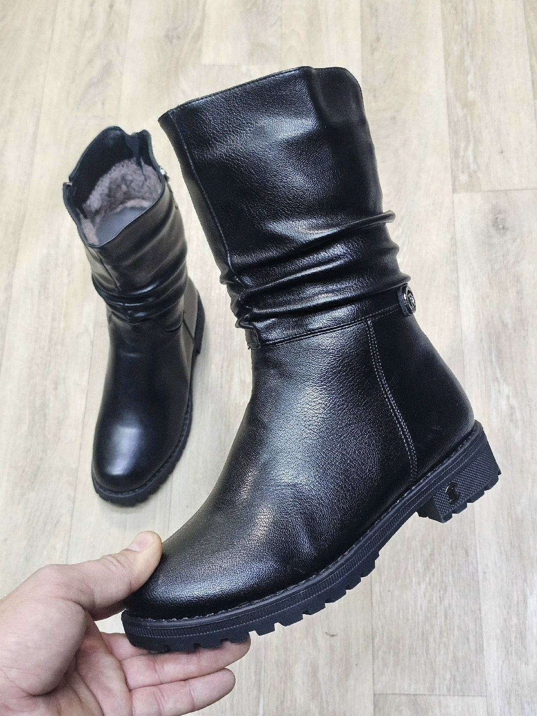 женские полусапоги натуральная кожа натуральный мех gugu германия,полусапожки женские зимние кожаные на натуральном меху,,ботинки зимние женские натуральная кожа,женские зимние кожаные ботинки на