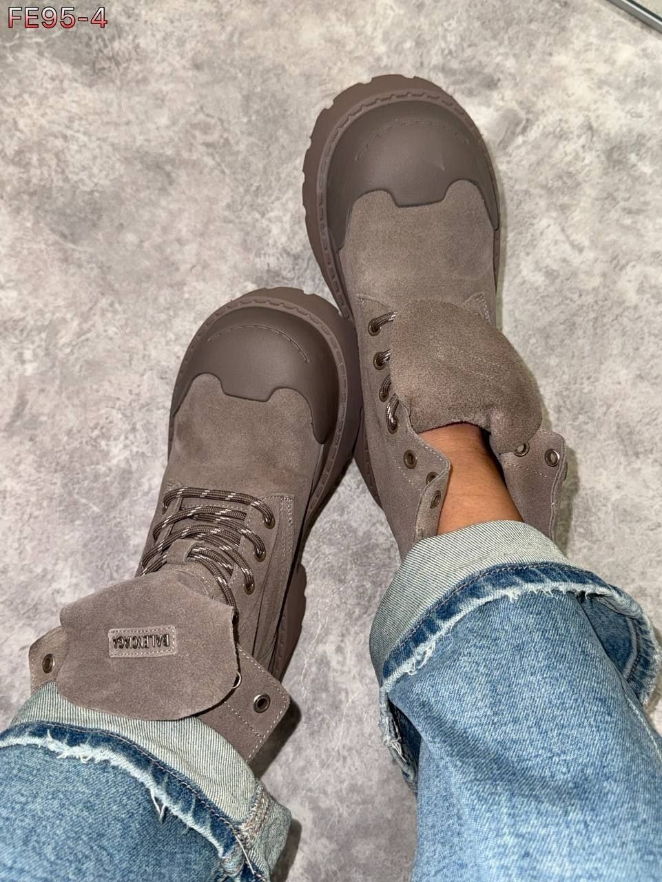 ,ботинки осенние balenciaga,ботинки осенние balenciaga premium shoes цвет серый гранит,ботинки челси balenciaga,женские ботинки