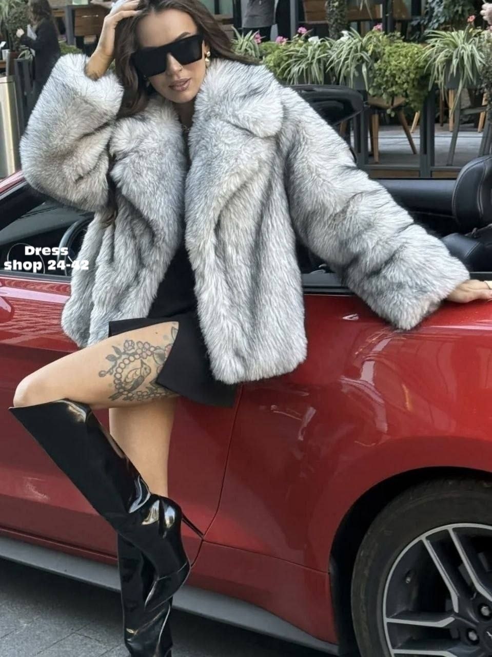 короткая шуба из чернобурой лисы,шуба из чернобурой лисы,шуба из меха чернобурки без воротника,шубы,шуба песец