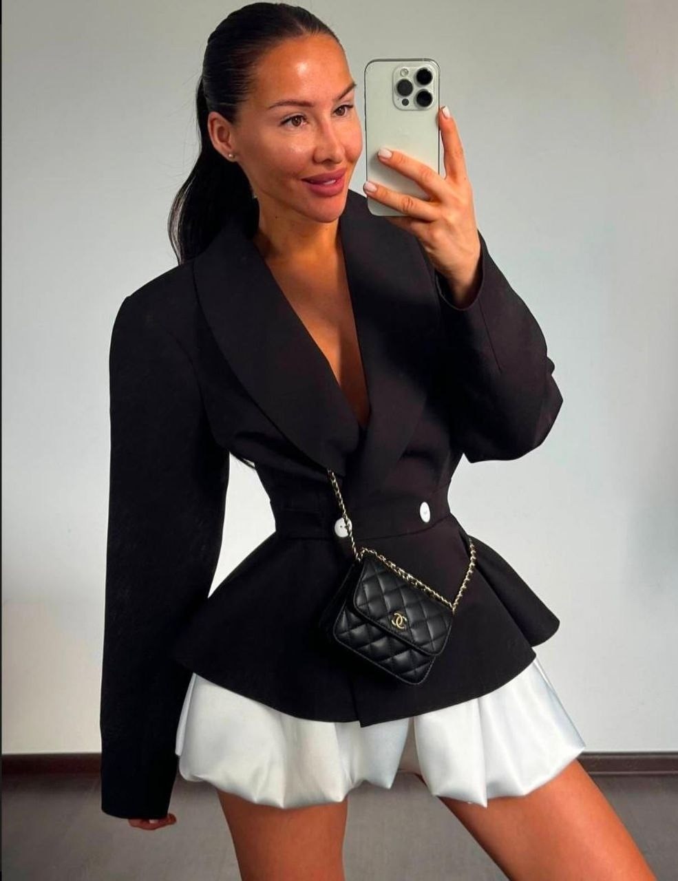 костюм с юбкой,пиджак женский белый,женские костюмы,пиджак-баска с акцентной талией