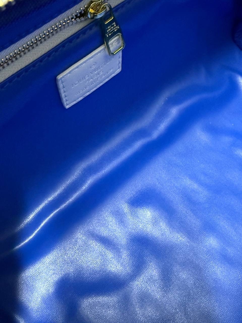 косметичка louis vuitton,походная косметичка луи виттон,луи виттон косметичка,большая косметичка от луи виттон,косметичка луи витон