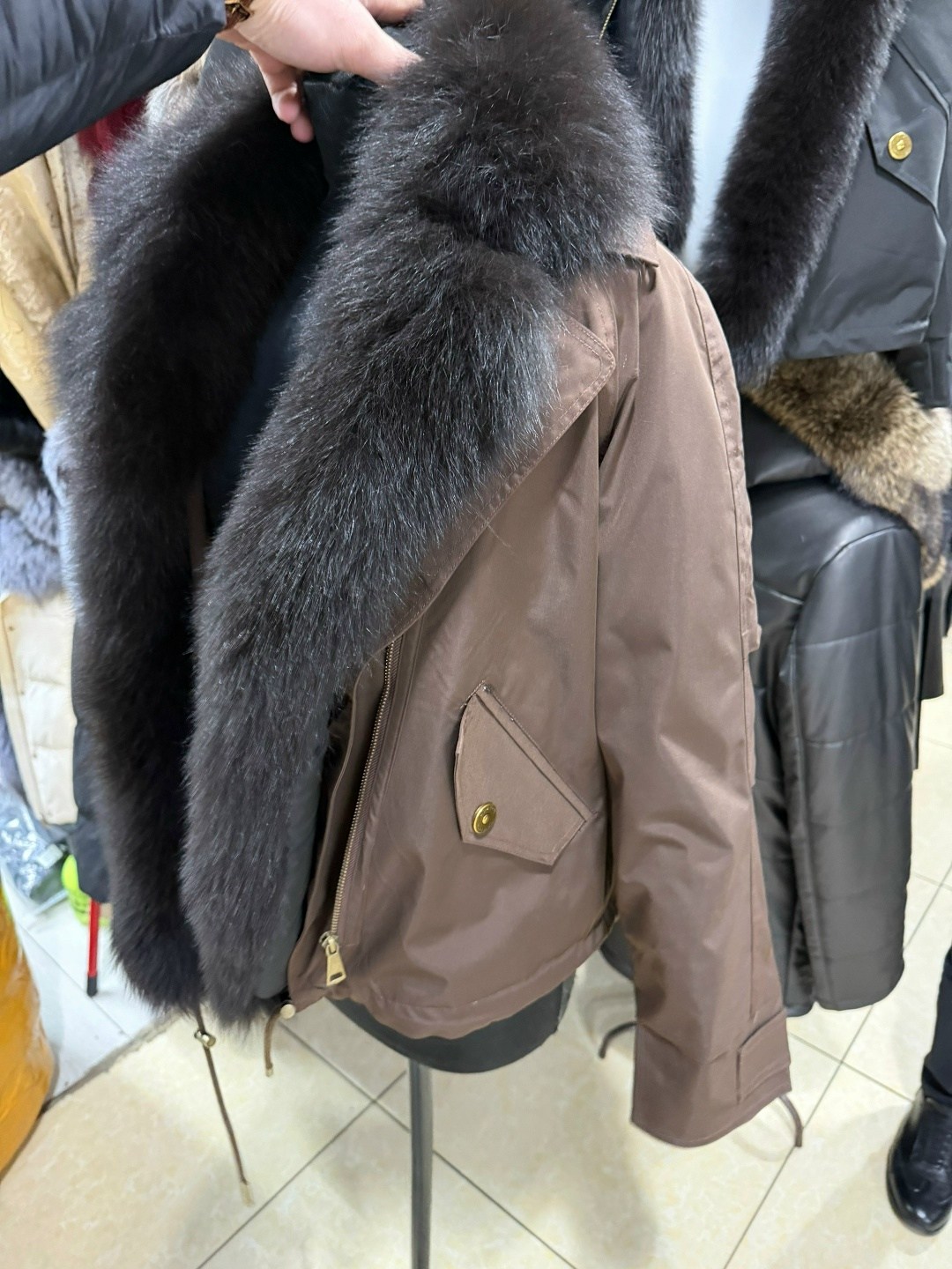 парка с натуральным мехом,парка женская с натуральным мехом,парки с мехом песца,парка мех песец,парка с мехом