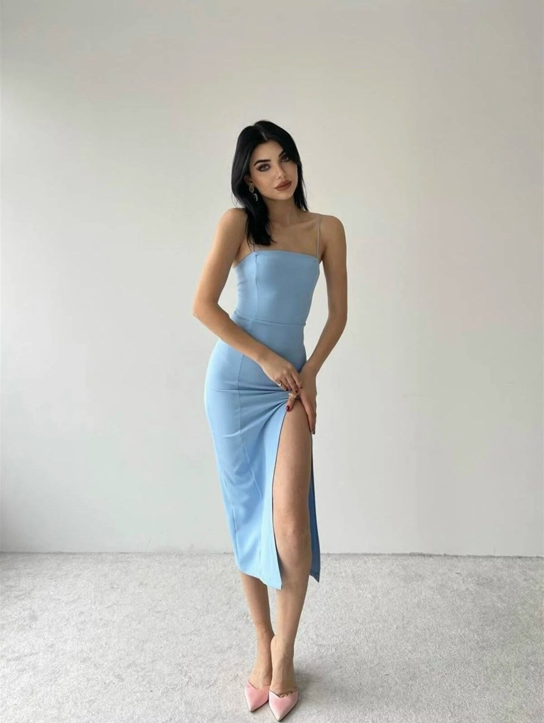 вечернее платье,облегающее платье,платье,вечернее платье голубое,длинное платье с разрезом