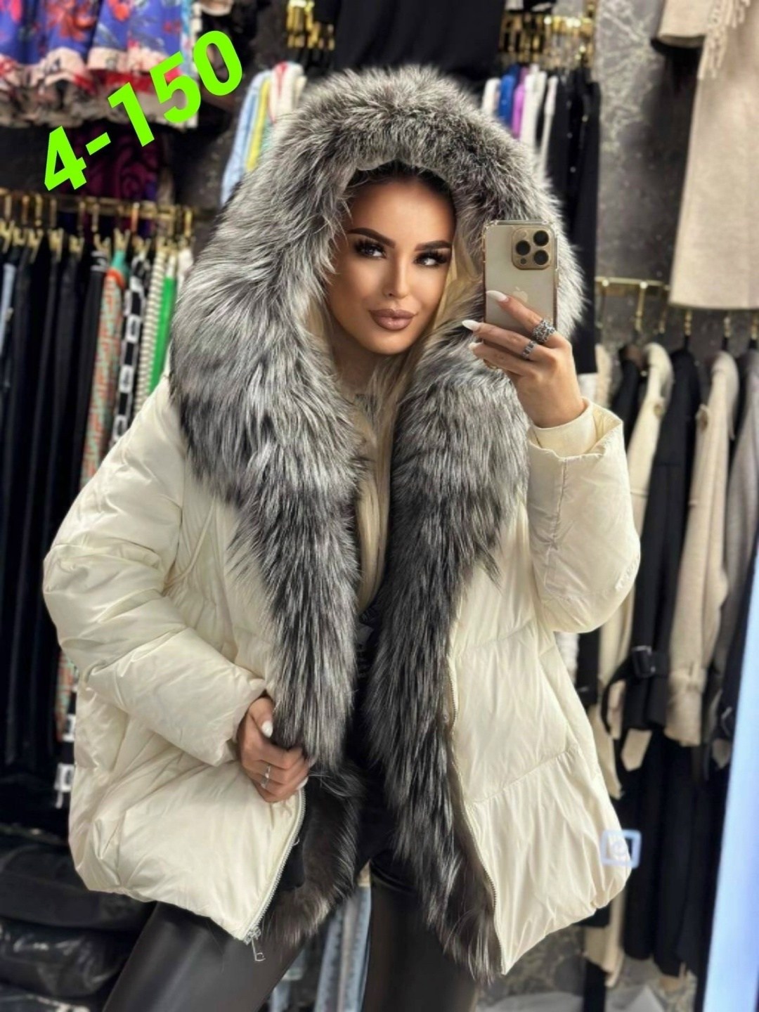 куртка зимняя с натуральным мехом,куртка женская фиолетовая,пуховик с натуральным мехом,стильная куртка с мехом чернобурки фиолетовая,пуховик с мехом