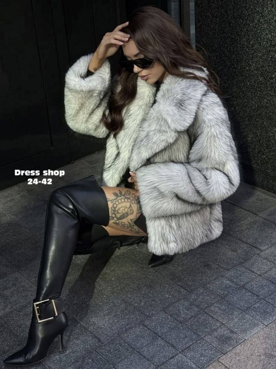 короткая шуба из чернобурой лисы,шуба из чернобурой лисы,шуба из меха чернобурки без воротника,шубы,шуба песец