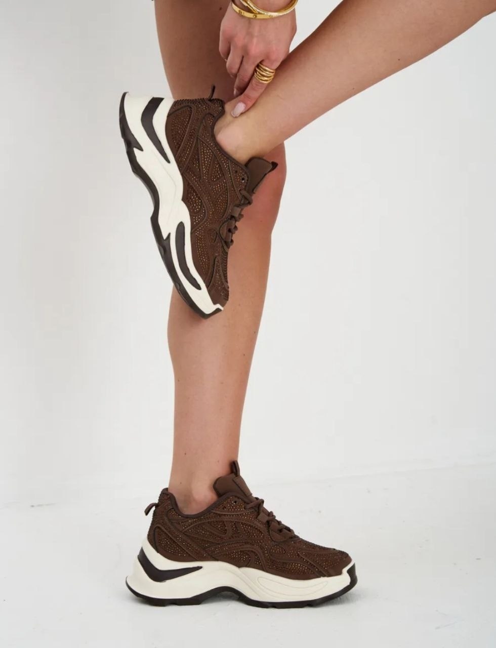 кроссовки женские толстые низкие коричневый hotwind,,кроссовки женские,кроссовки женские коричневые,повседневные кроссовки