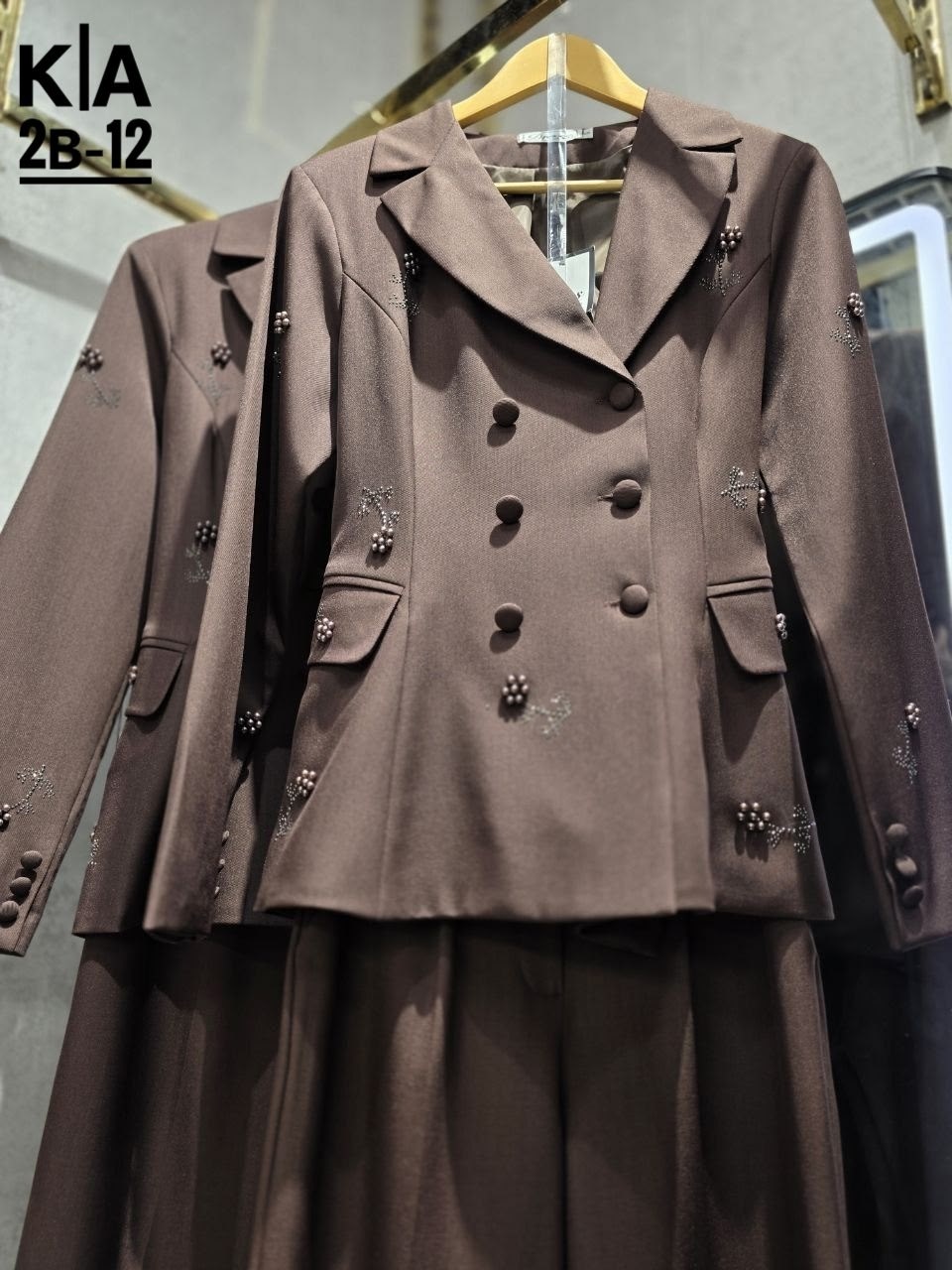 костюм классика,костюм классический,стильные костюмы,женские костюмы,костюм с юбкой