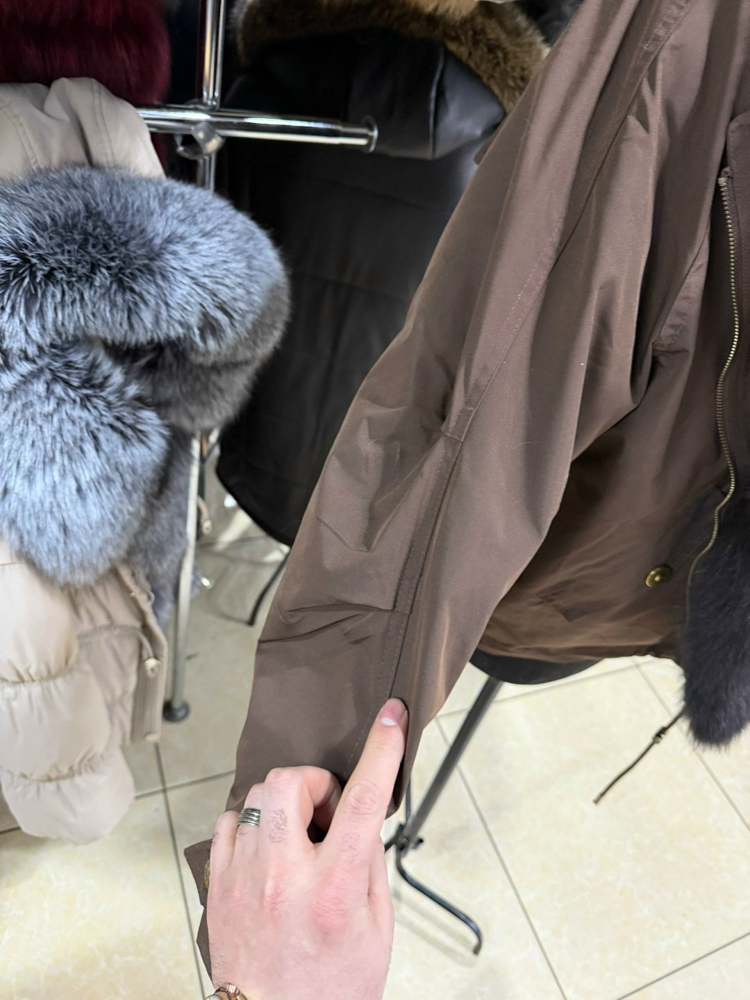 парка с натуральным мехом,парка женская с натуральным мехом,парки с мехом песца,парка мех песец,парка с мехом