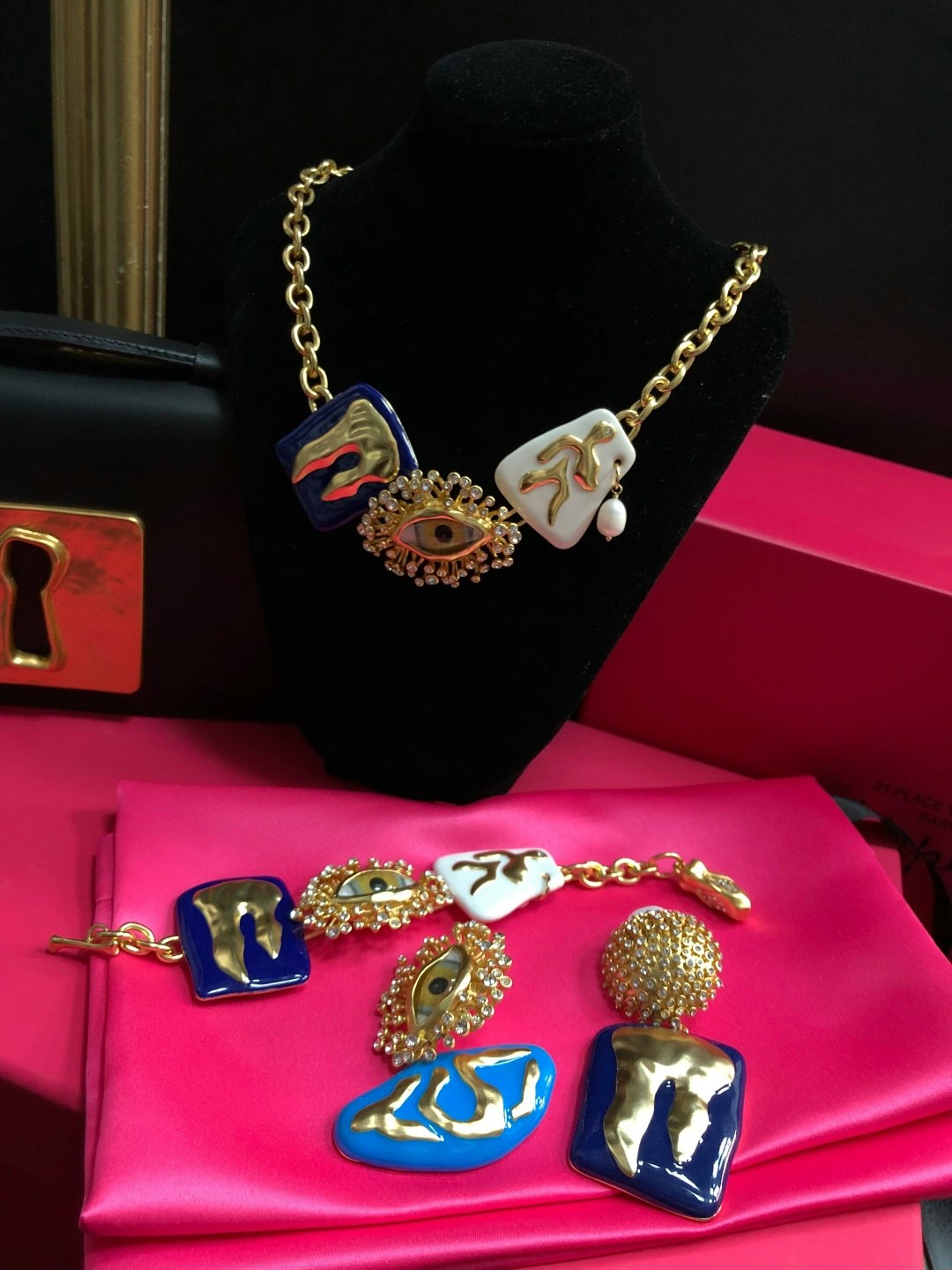 бижутерия аксессуары,итальянская бижутерия,украшение бижутерия,ювелирная бижутерия,ювелирное украшение