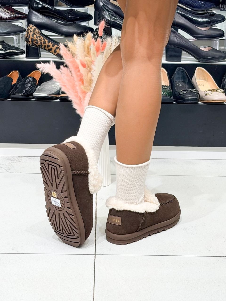 угги короткие с мехом зимние на высокой подошве amalino,угги зимние на платформе с мехом теплые сапоги vaniti,,угги женские,угги зимние короткие с мехом на толстой подошве