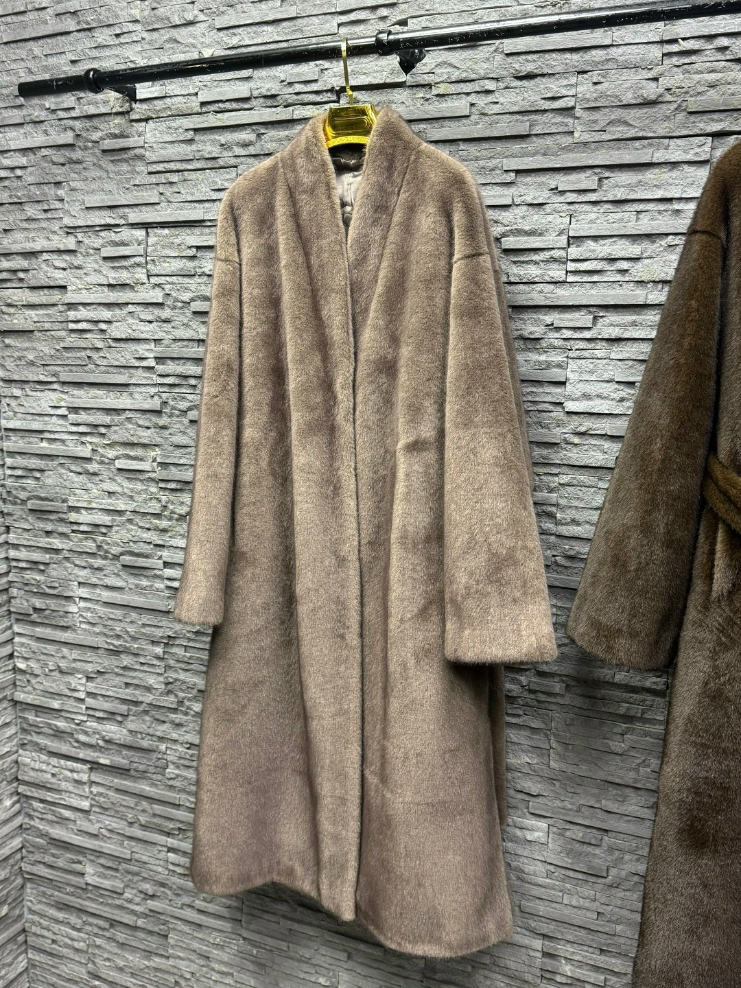 норковая шуба,шуба из норки,шуба,длинная норковая шуба с английским воротником,шуба норка