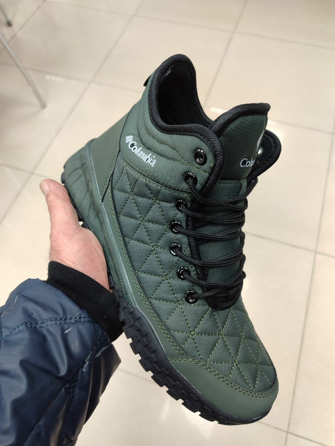 кроссовки зимние columbia высокие мужские чёрные,ботинки зимние columbia,кроссовки зимние columbia мужские fairbanks,кроссовки зимние коламбия высокие мужские,зимние кроссовки columbia мужские чёрные