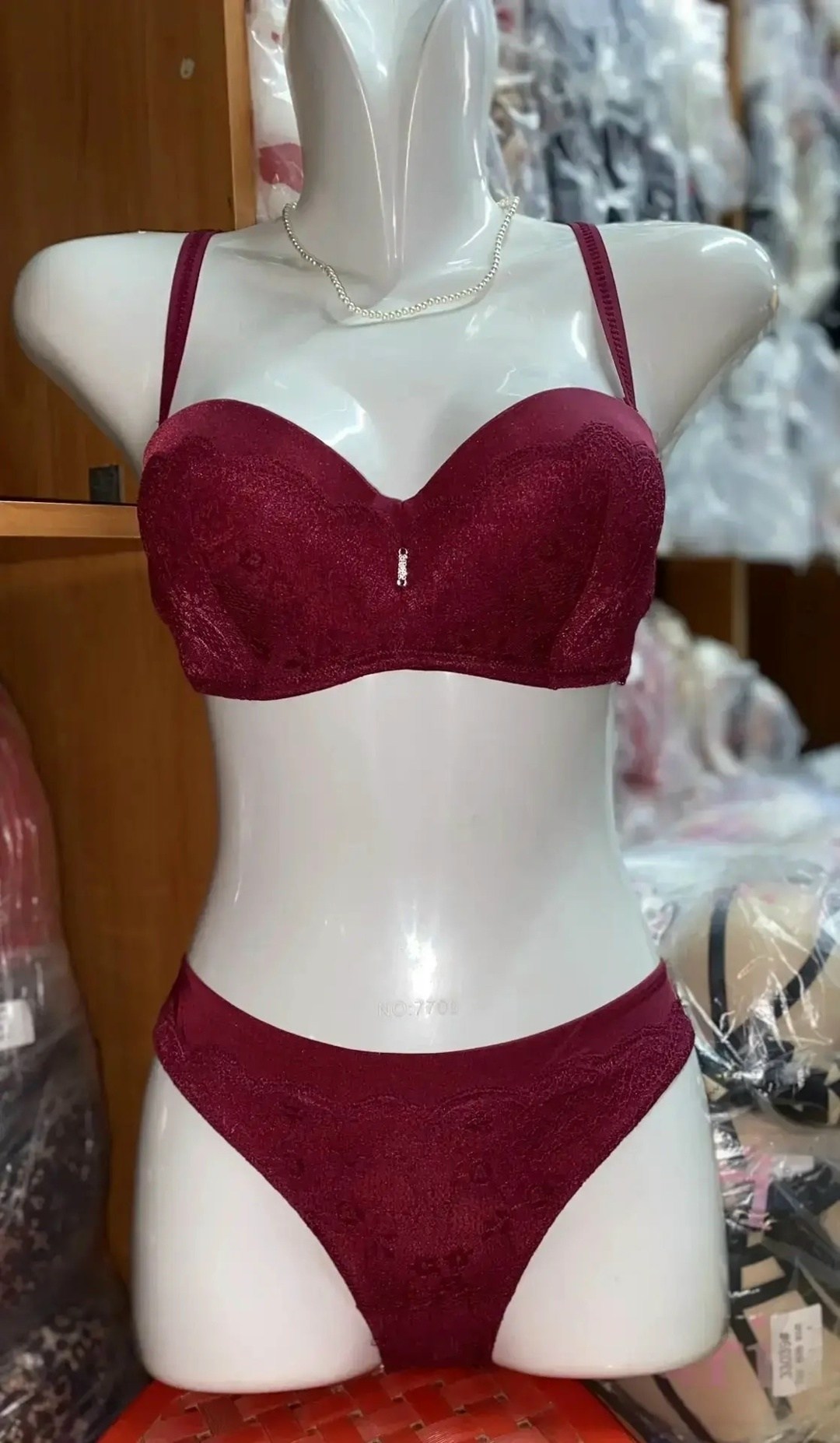 комплекты нижнего белья,нижне бельё женское,белье нижнее,женские белье,женский комплект нижнего белье