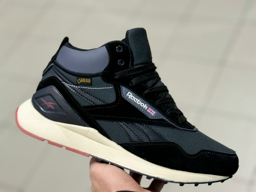зимние кроссовки reebok classic leather legacy az hi,зимние кроссовки мужские reebok,кожаные зимние высокие кроссовки reebok,зимние черные мужские кроссовки reebok gore-tex,кроссовки reebok зимние выс