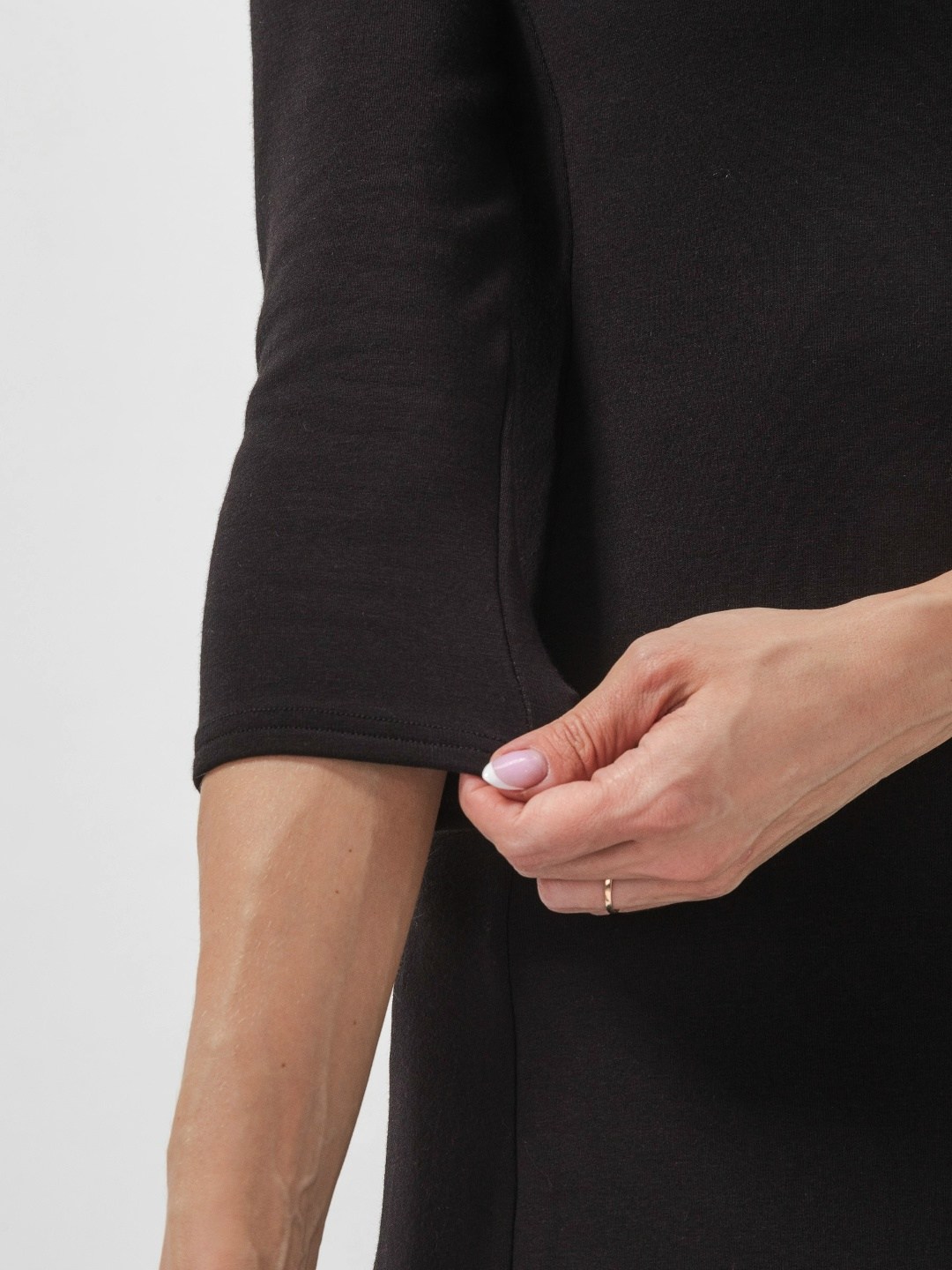 платье с разрезом,трикотажное платье,платье вязаное с разрезом,облегающее платье,женское платье