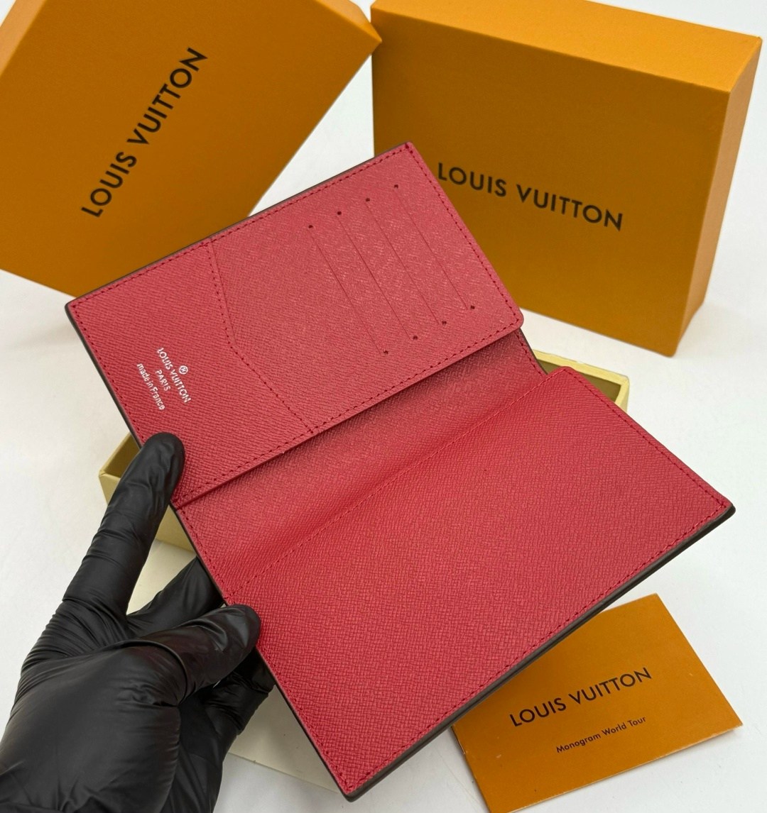 обложка для паспорта louis vuitton,обложка для паспорта louis vuitton monogram,обложка для документов louis vuitton,louis vuitton обложка на паспорт луи виттон,люксовая обложка для паспорта от louis v